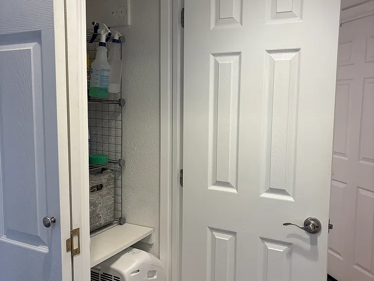 1605 E 2nd St #301 — Photo 15