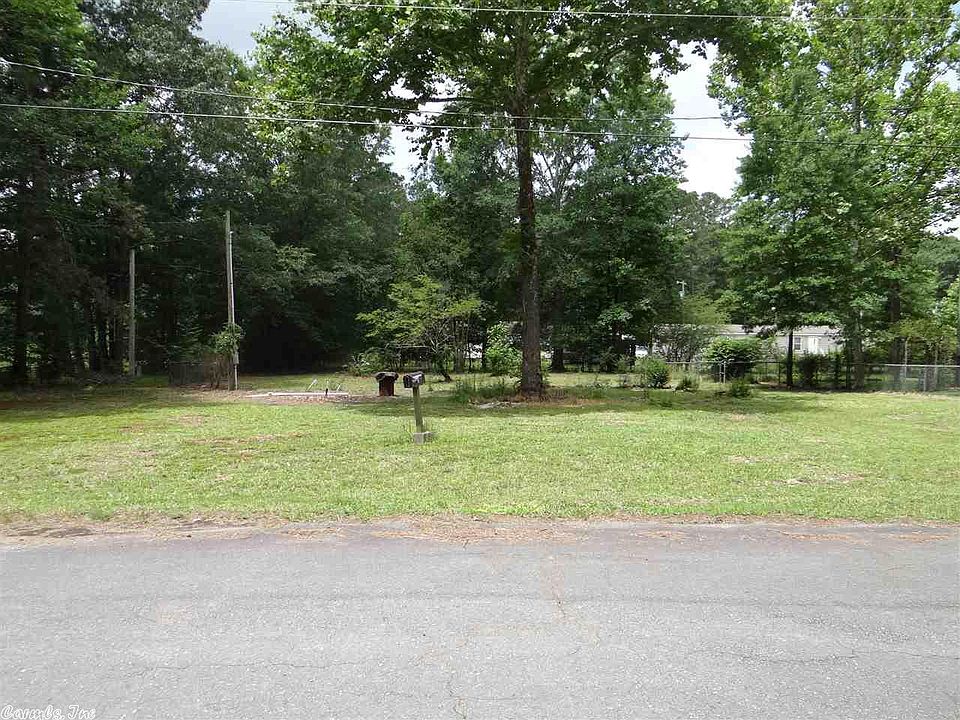 1st image of 14420 Single Pine Dr
