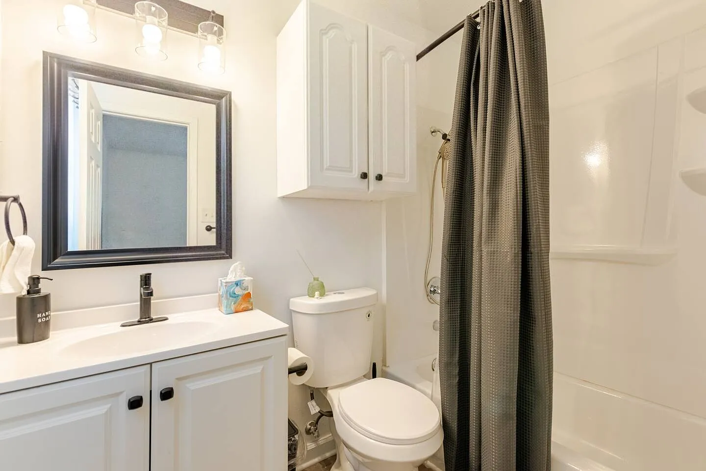 3 bed, $3,250 — Photo 2