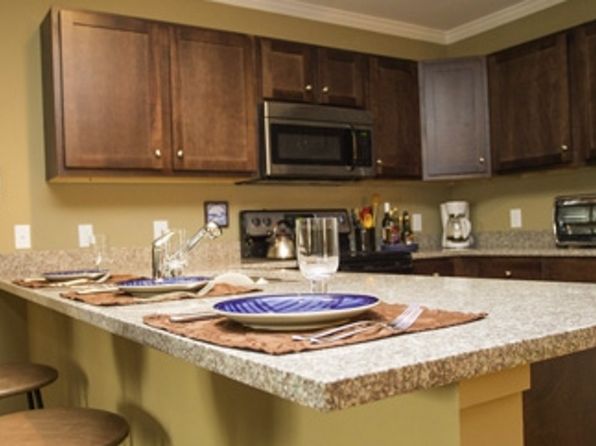 192 Saratoga St APT 1305
