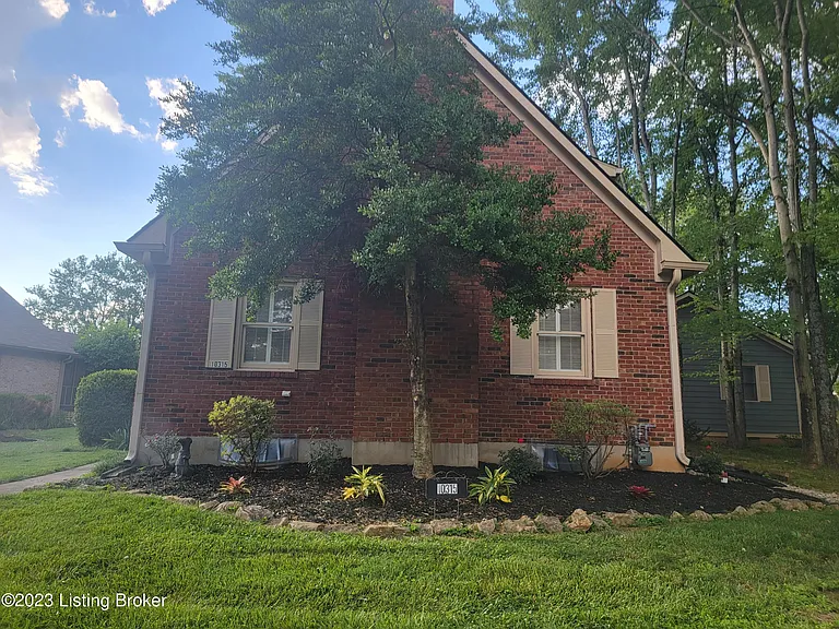 10315 Amberwell Park Rd — Photo 3