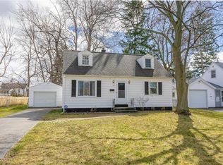 33 Sutorius Dr, Rochester, NY 14616