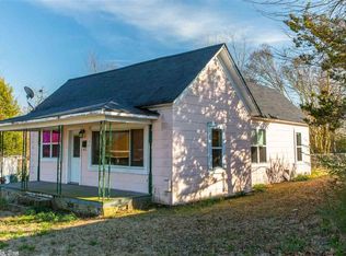 1504 Reeves Ave, Mena, AR 71953