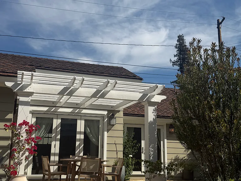 849 S Madison Ave — Photo 13