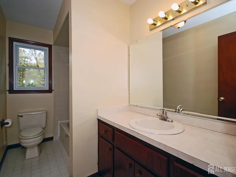 6 Heather Ln — Photo 23