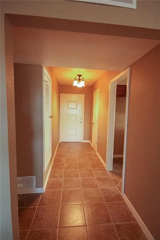 4 bed, 2.0 bath, 1536 sqft, $1,700 — Photo 3