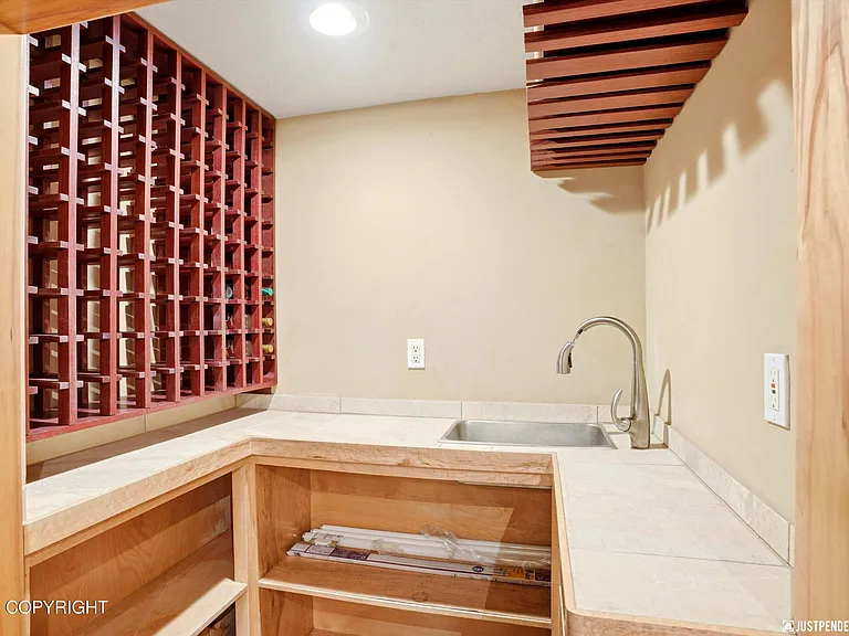 2100 Churchill Dr — Photo 53