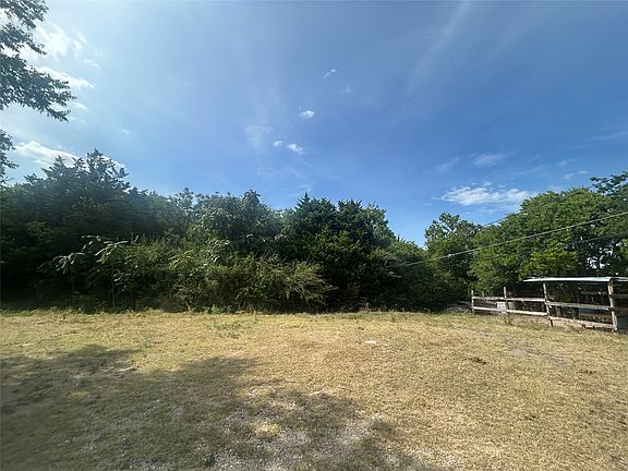 4th image of 5747 Johnson Ln