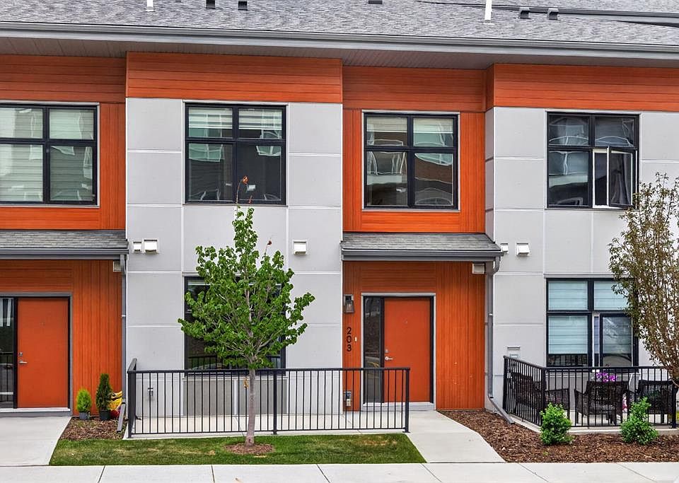 1st image of 400 S Belmont St SW #203