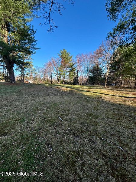 3rd image of 55 East Road