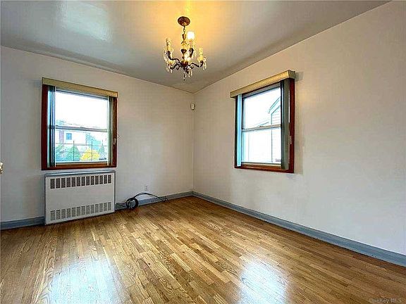 4th image of 49-16 169th St
