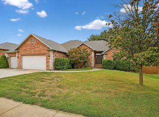 838 E Rachael Dr, Republic, MO 65738