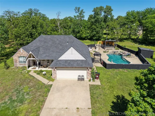 5117 Woodland Dr, Skiatook, OK 74070