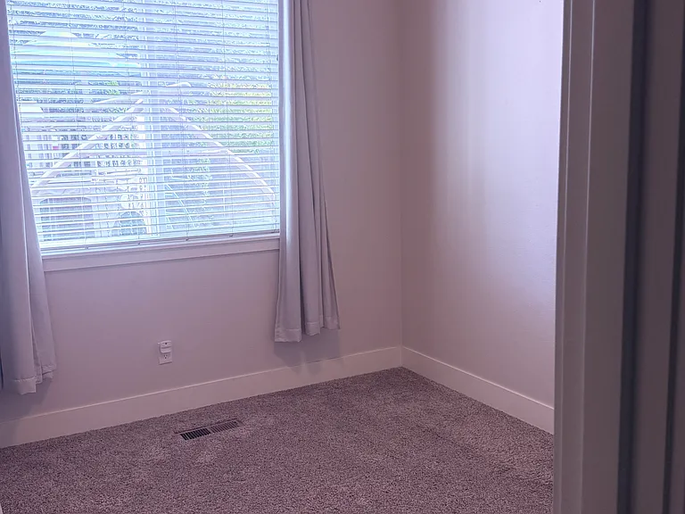 19720 SW Longacre Ct — Photo 20