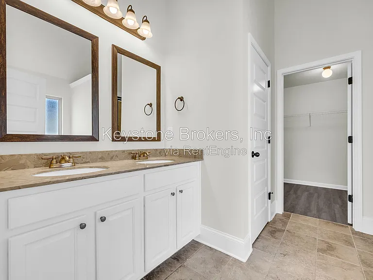 1216 Trophy Club Ave — Photo 5