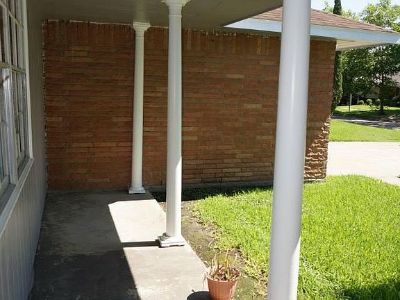 4th image of 1708 Jessie Ln