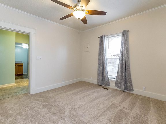 5th image of 106 W Lenox St