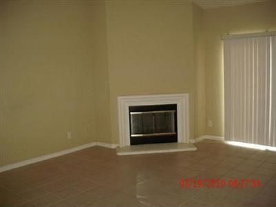 2nd image of 215 N Douglas Ave