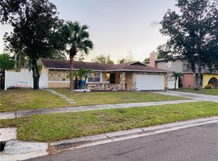 7702 Winging Way Dr, Tampa, FL 33615