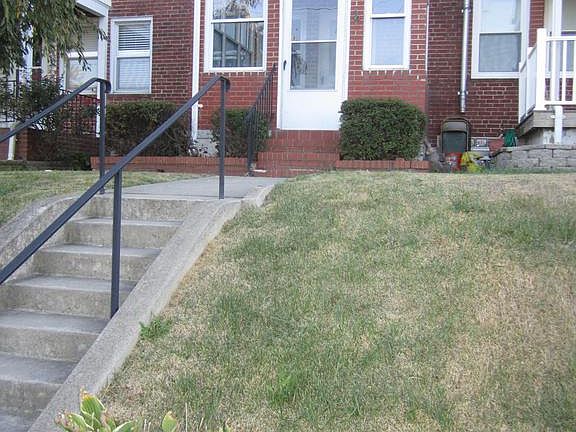 2nd image of 7577 Ives Ln