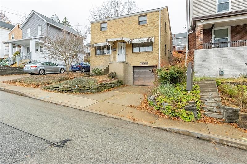 2822 Dwight Ave, Pittsburgh, PA 15216 Zillow