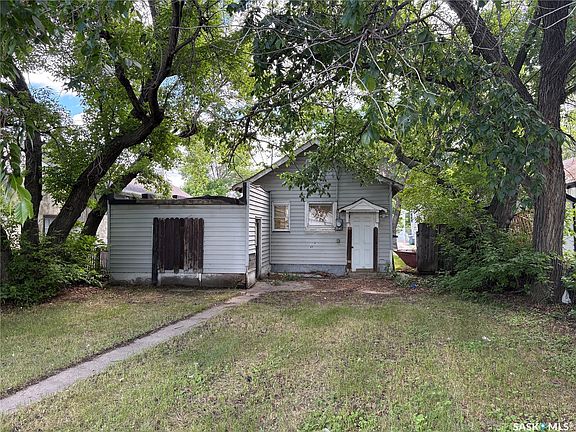 4th image of 115 L Avenue S
