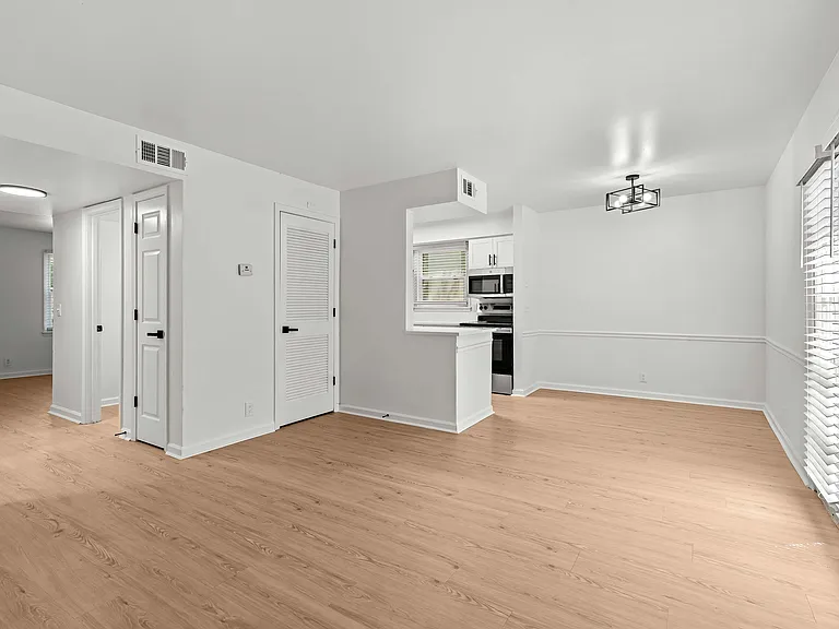 Avana South Oaks — Photo 6