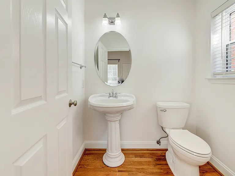 1033 Yale Ave — Photo 13