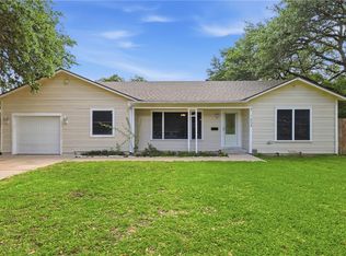 1504 Burt St, Bryan, TX 77802