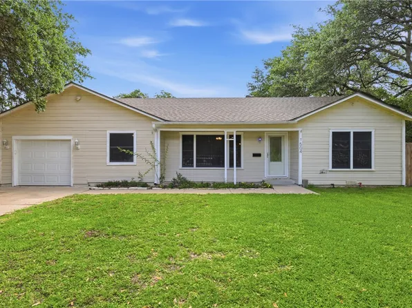 1504 Burt St, Bryan, TX 77802