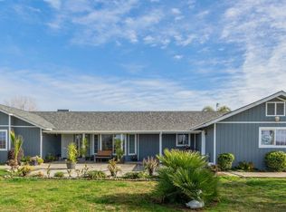 11776 S Smith Ave, Kingsburg, CA 93631