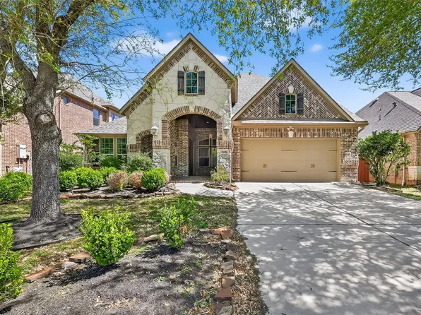 7118 Argonne Trl, Sugar Land, TX 77479