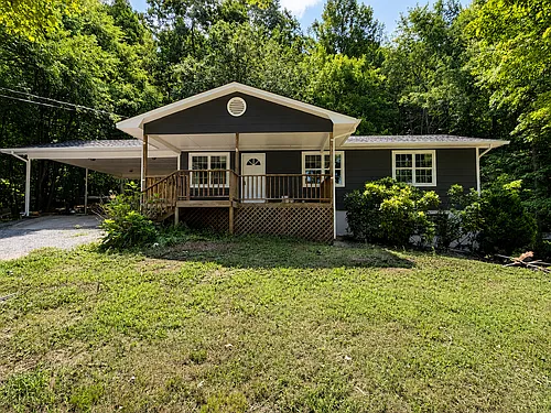 631 Medlin Rd NW Photo 1