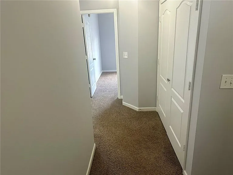 6078 Oak Bend Ct — Photo 16