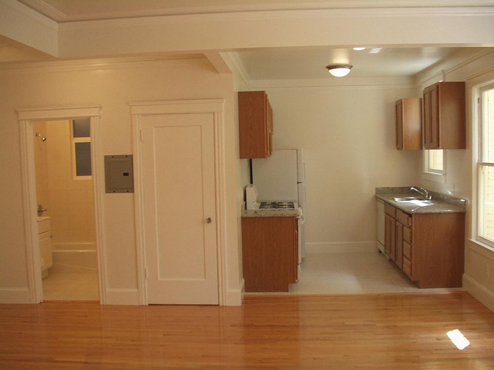 1st image of 830 Hayes St #Cca071