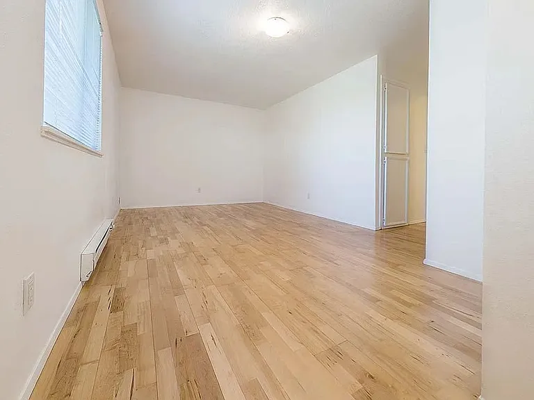 2419-2423 NW Quimby St — Photo 8