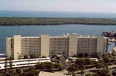 1st image of 124 Lakeshore Dr #2290