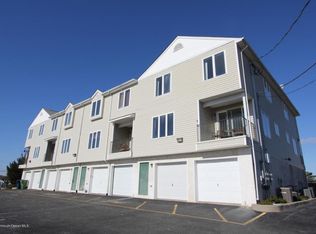 200 S Concourse APT 2, Neptune, NJ 07753