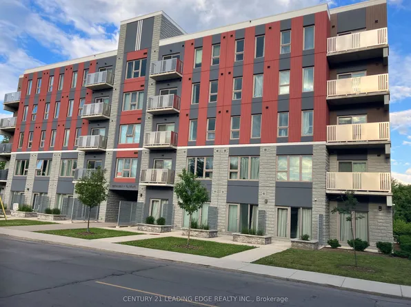 77 Leland St #422, Hamilton, ON L8S 3A1