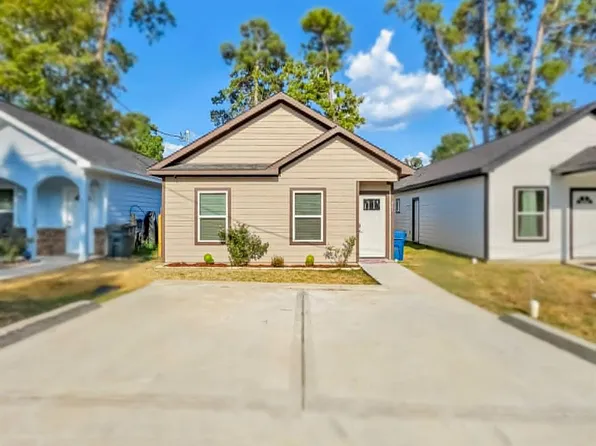 861 Palmdate, Montgomery, TX 77316