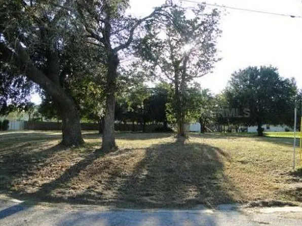 9422 Bullfrog Ct, Gibsonton, FL 33534