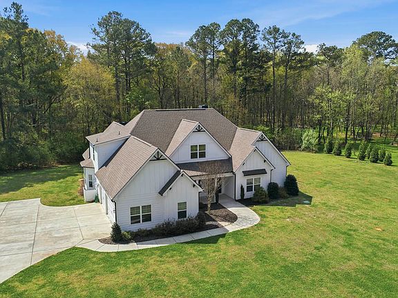 5th image of 1058 Lawshe Rd