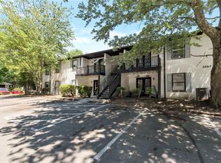 3597 Woodbriar Cir APT B, Tucker, GA 30084