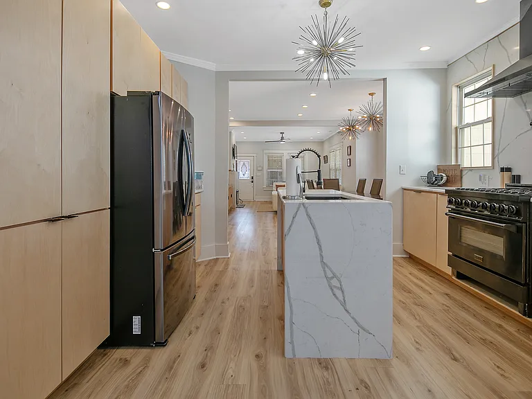 1208 Goodview Ave — Photo 39