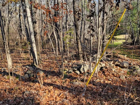 557 Nash Road, Pittston, ME 04345