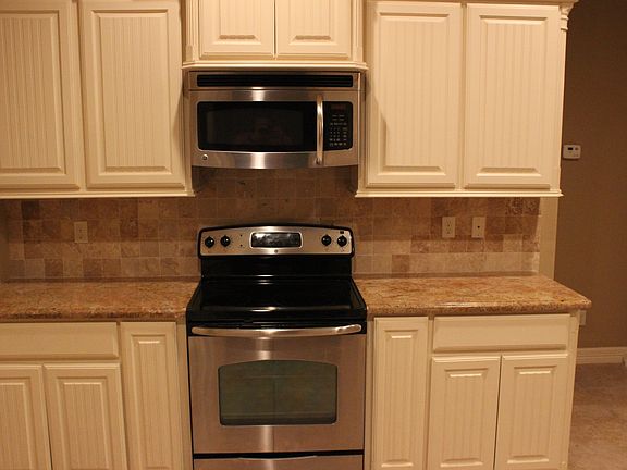 2nd image of 1517 Karis Ct
