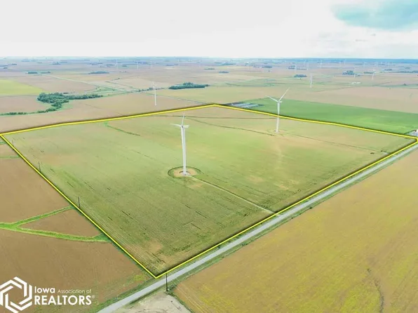15993 230th St, Grundy Center, IA 50638