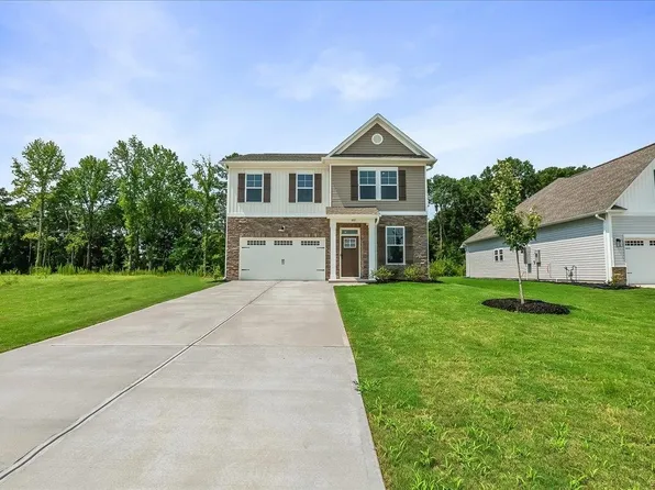 188 Hunter Ridge Dr, Boiling Springs, SC 29316
