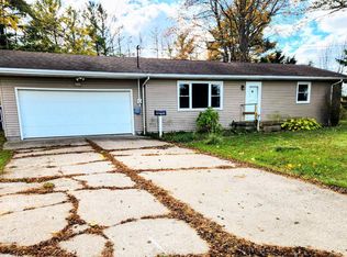 5735 W Freeland Rd, Freeland, MI 48623