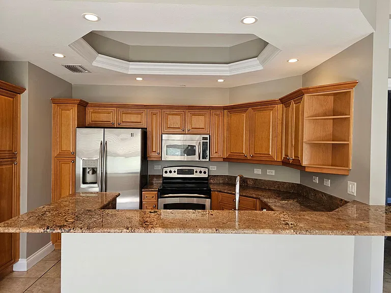 8111 Lakewood Main St — Photo 26